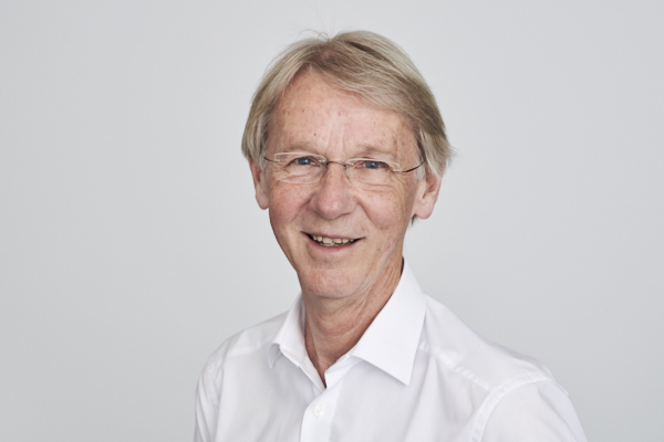 Dr. Thomas Machner